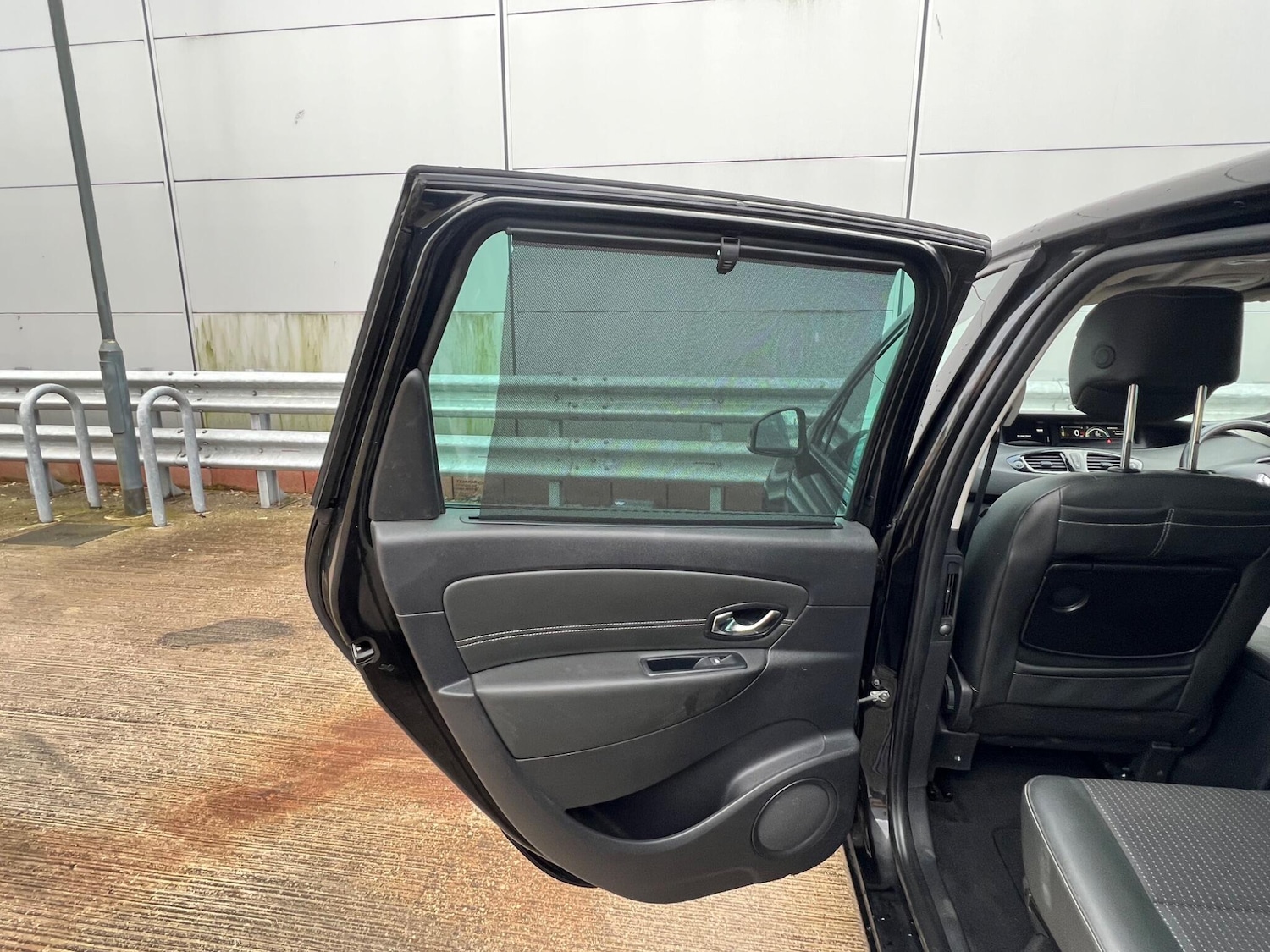 Used Renault Grand Scenic 2014 for sale - 77738460: Photo 38