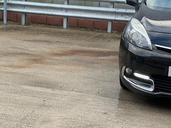 Used Renault Grand Scenic 2014 for sale - 77738460: Photo