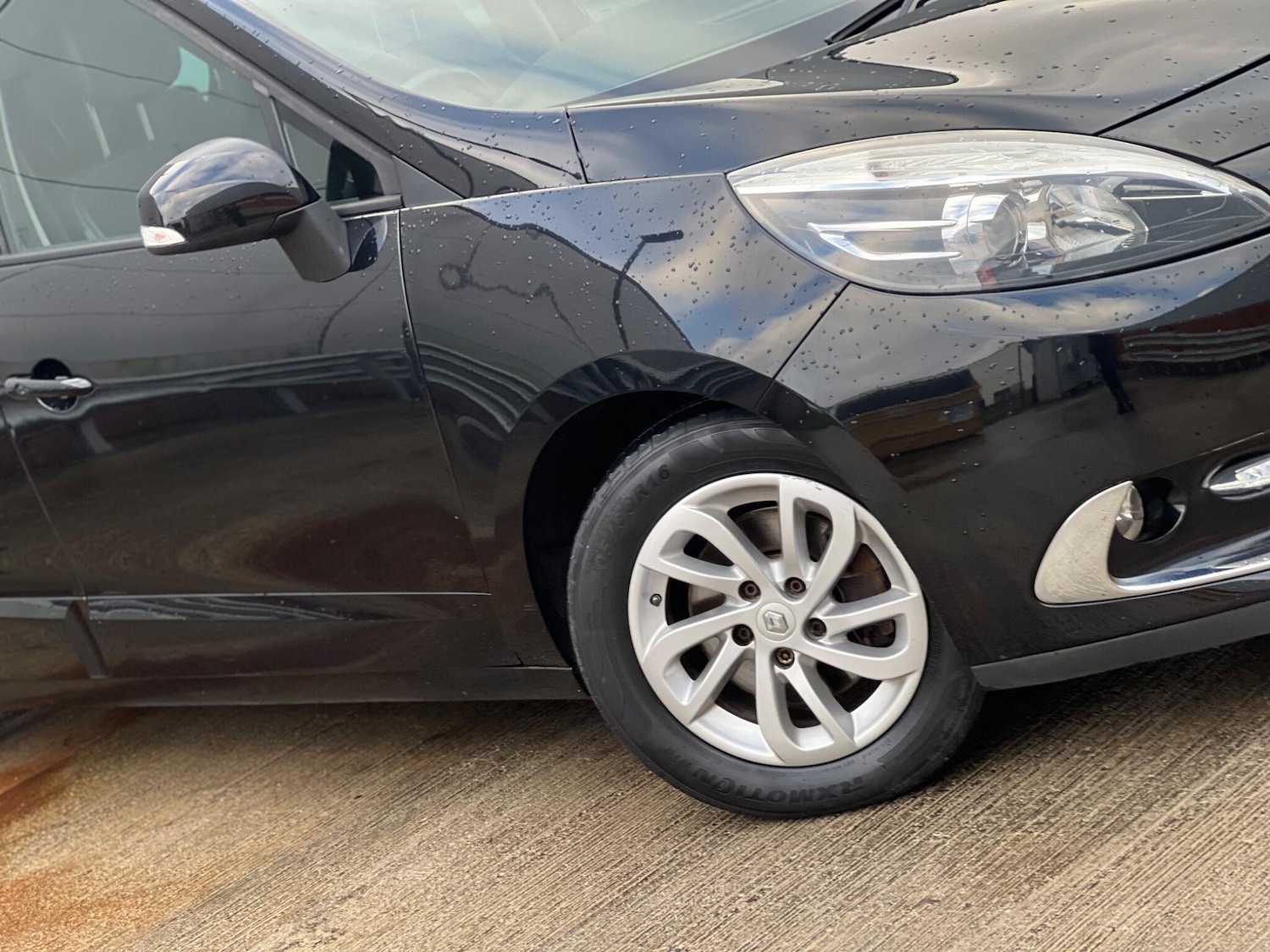 Used Renault Grand Scenic 2014 for sale - 77738460: Photo 8