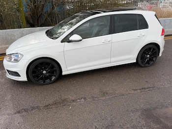 Used Volkswagen Golf 2016 for sale - 78072555: Photo