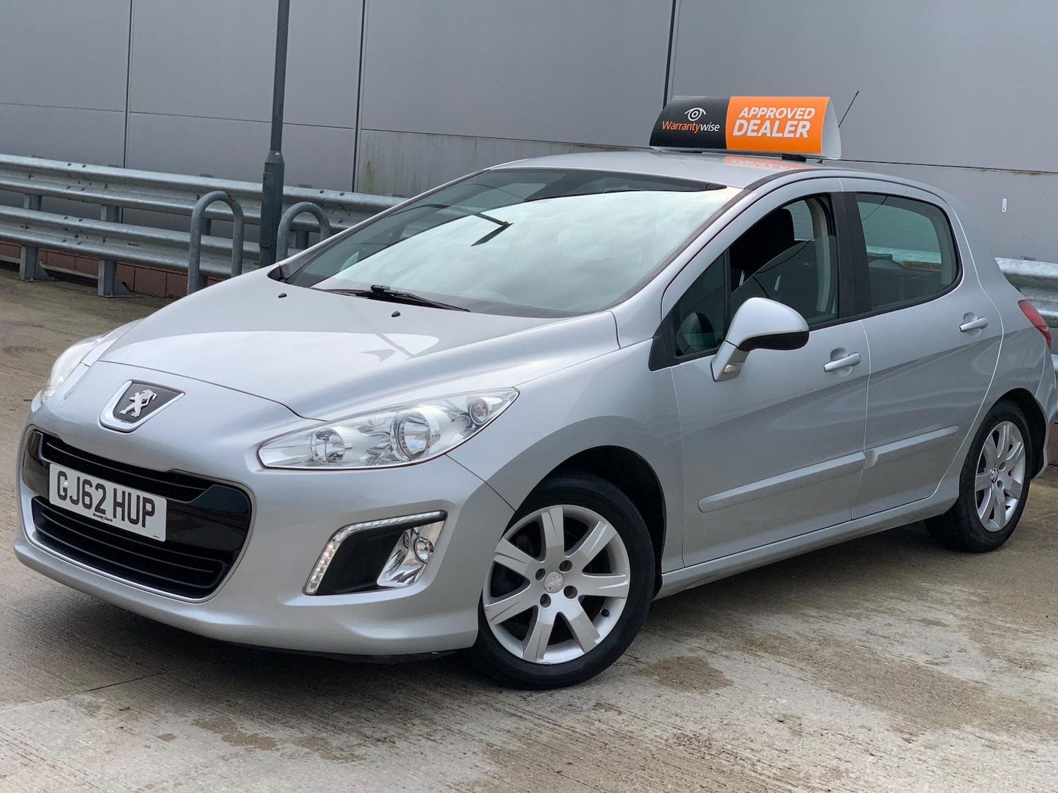 Used Peugeot 308 for sale - 77395711: Photo 3