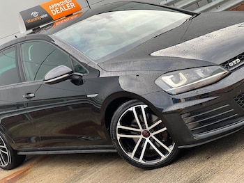 Used Volkswagen Golf 2015 for sale - 78323725: Photo