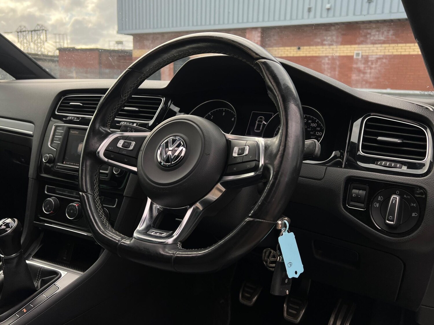 Used Volkswagen Golf for sale - 78214325: Photo 24