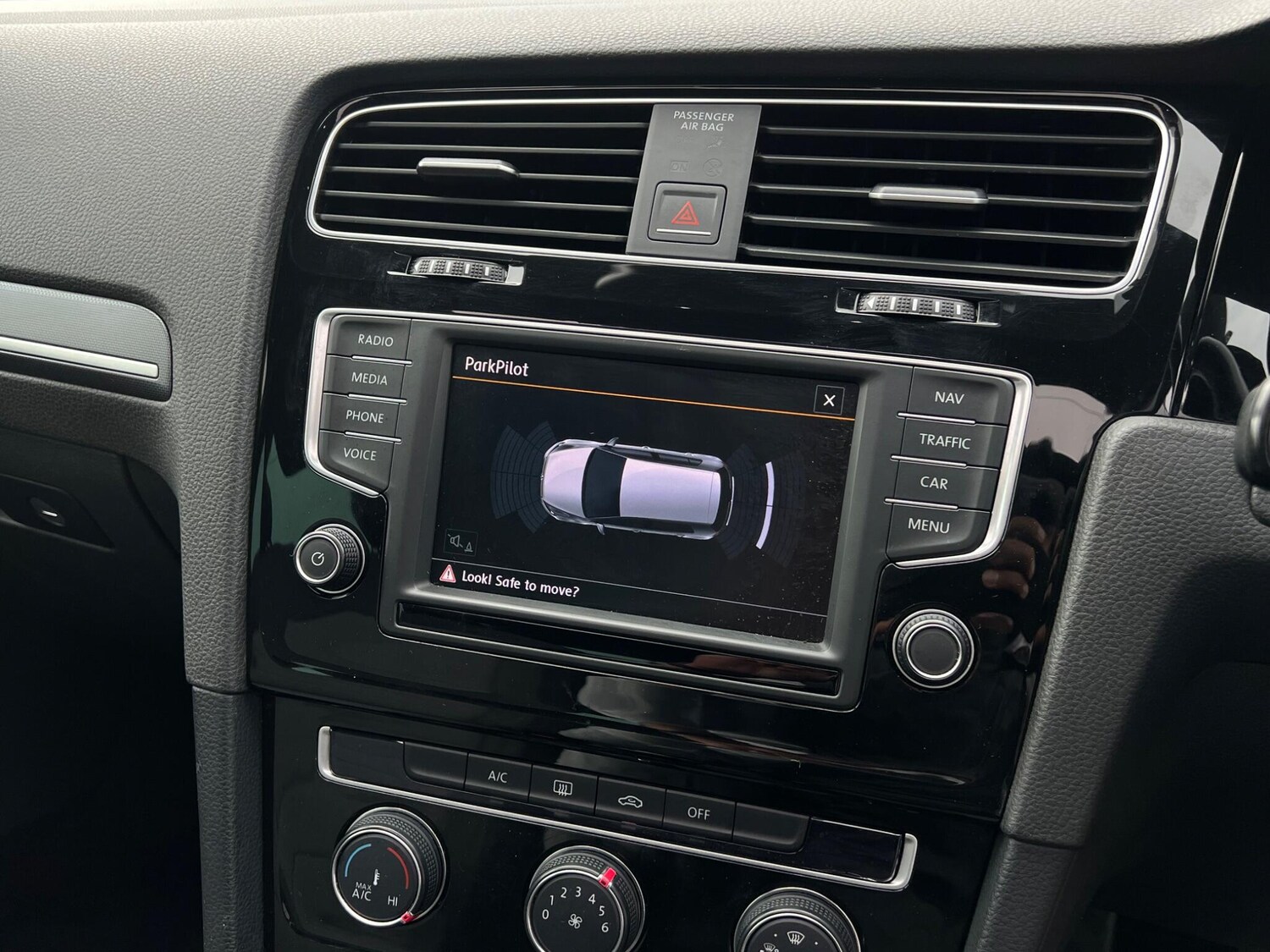 Used Volkswagen Golf for sale - 78214325: Photo 32