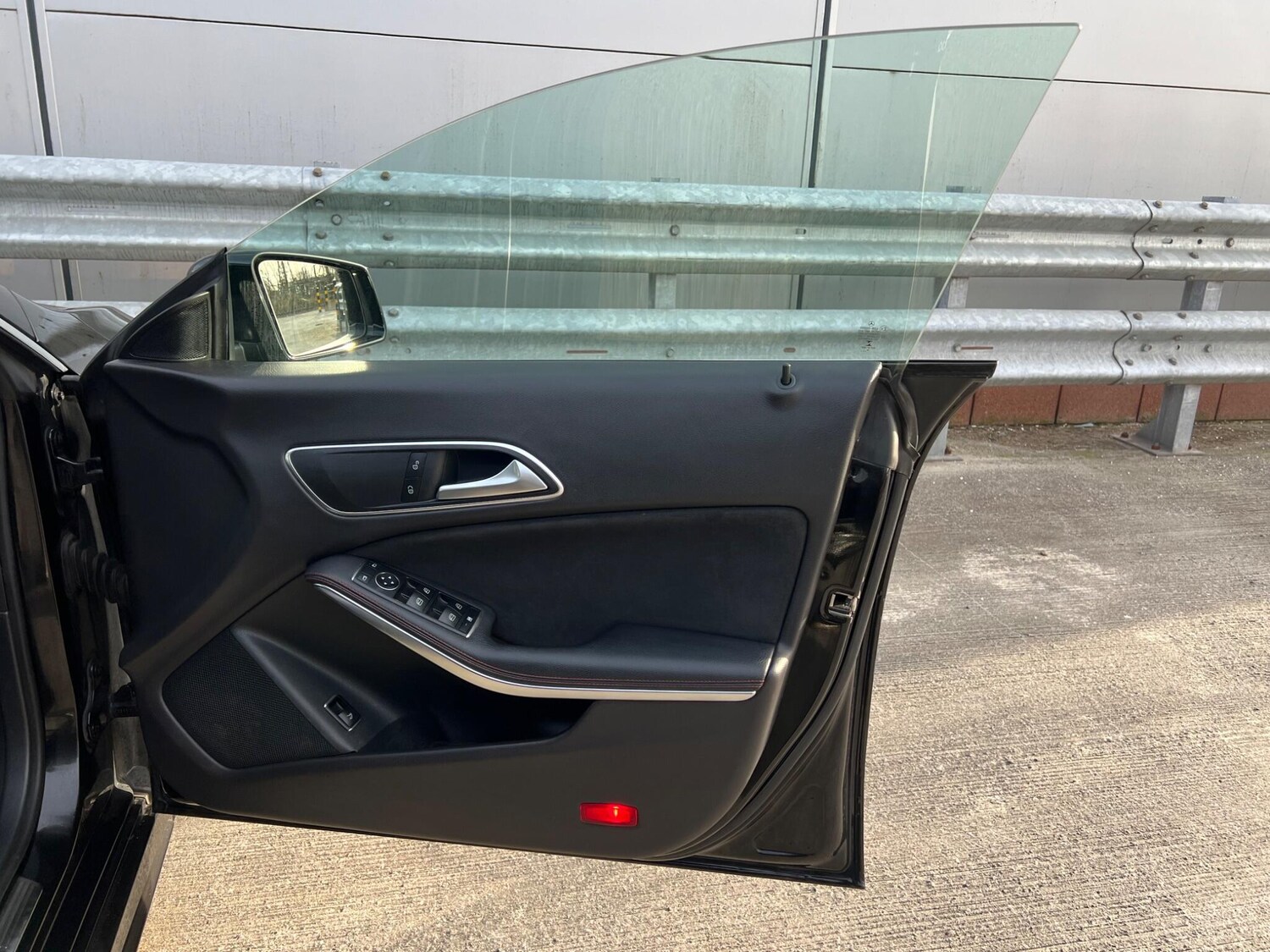 Used Mercedes-Benz CLA for sale - 77585625: Photo 27