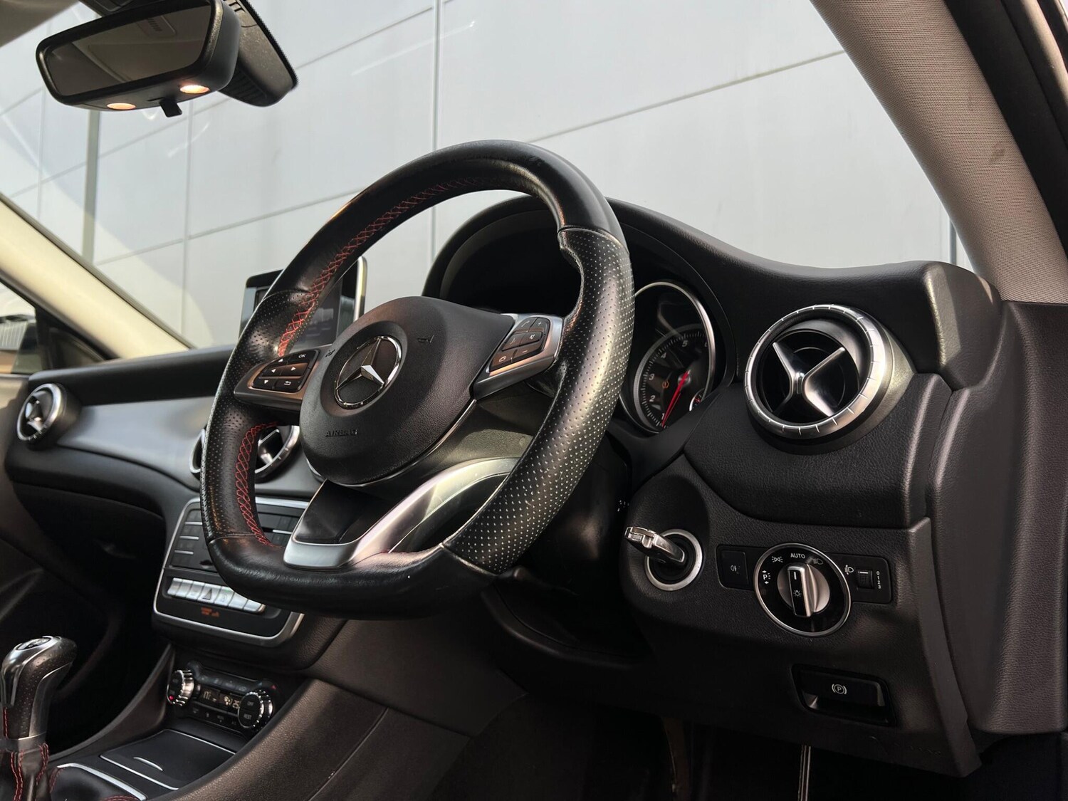 Used Mercedes-Benz CLA for sale - 77585625: Photo 36