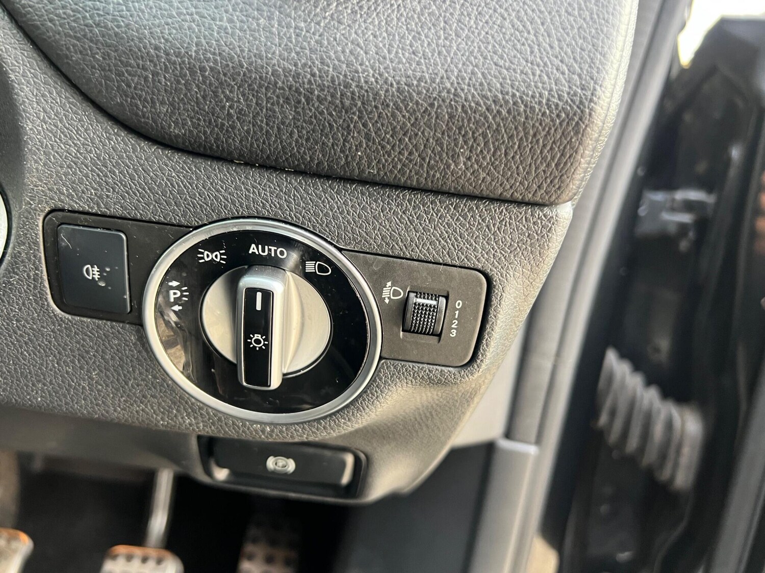 Used Mercedes-Benz CLA for sale - 77585625: Photo 39