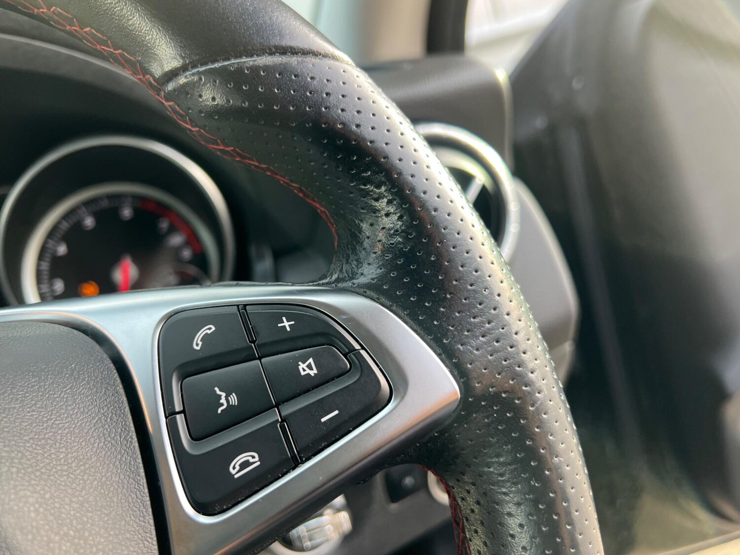 Used Mercedes-Benz CLA for sale - 77585625: Photo 41