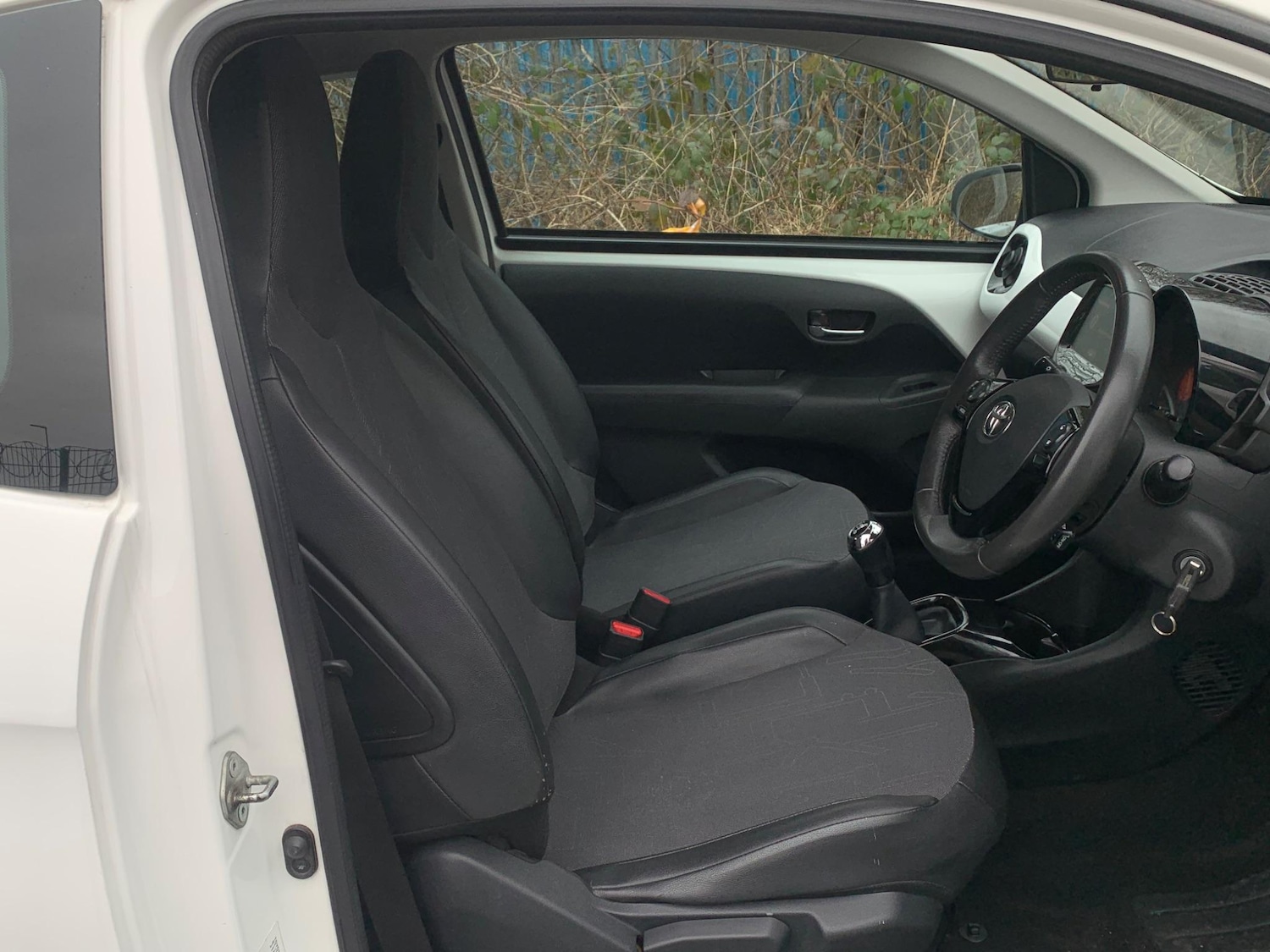 Used Toyota AYGO 2015 for sale - 77395752: Photo 7