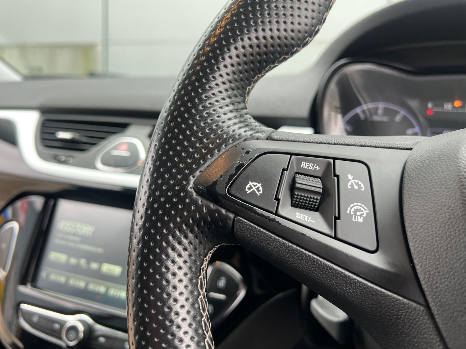 Used Vauxhall Corsa 2016 for sale - 77511027: Photo 33