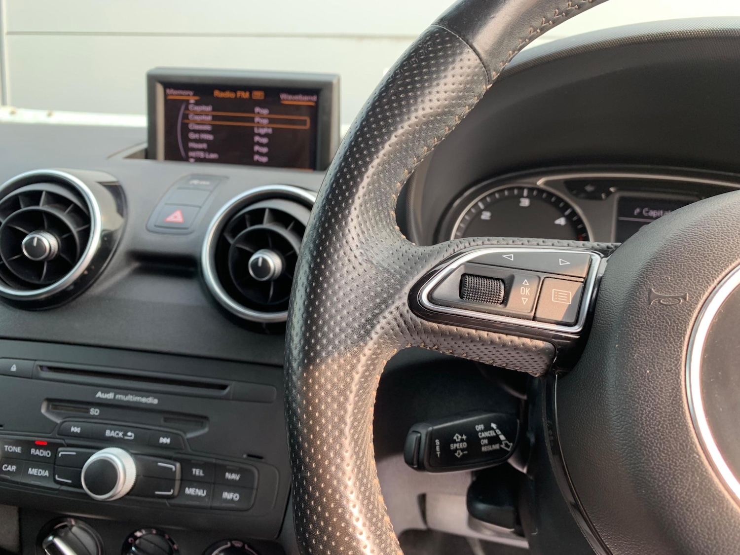 Used Audi A1 for sale - 77396505: Photo 29