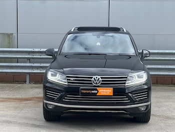 Used Volkswagen Touareg 2017 for sale - 78472415: Photo