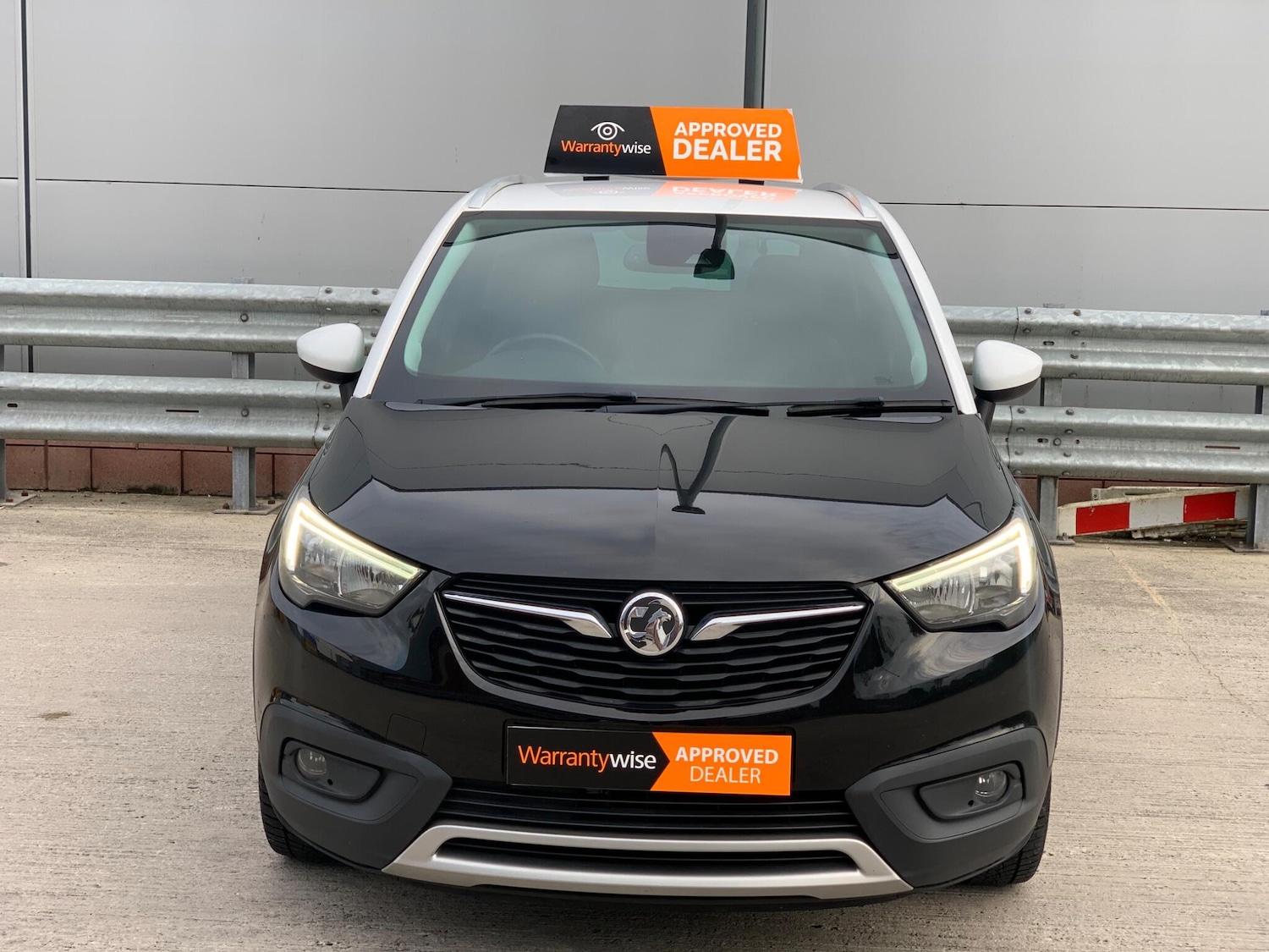 Used Vauxhall Crossland X for sale - 77395660: Photo 2