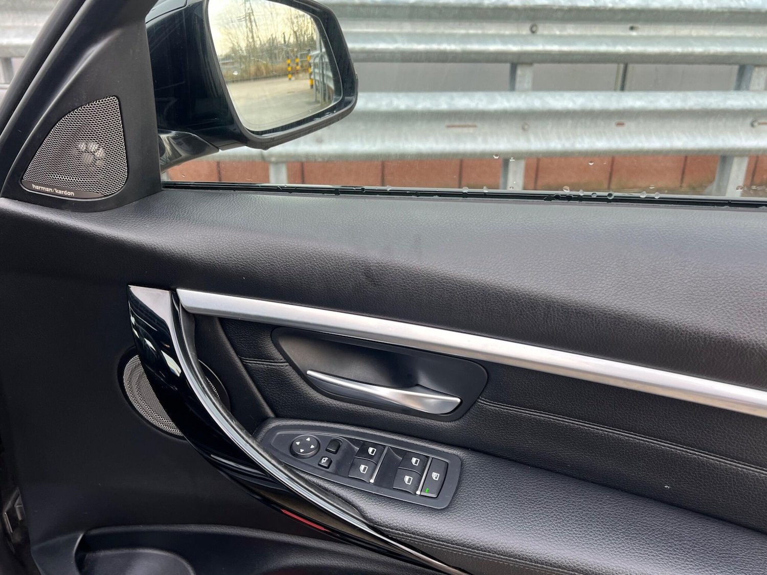 Used BMW 3 Series 2018 for sale - 77395878: Photo 30