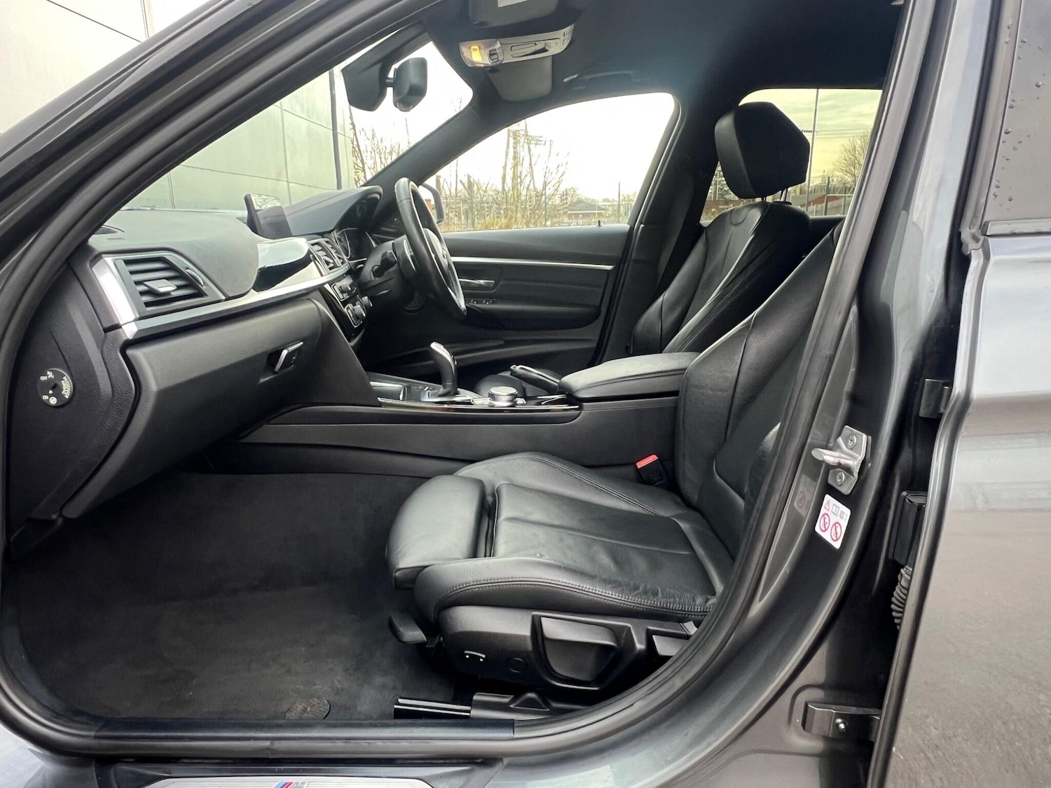 Used BMW 3 Series 2018 for sale - 77395878: Photo 35