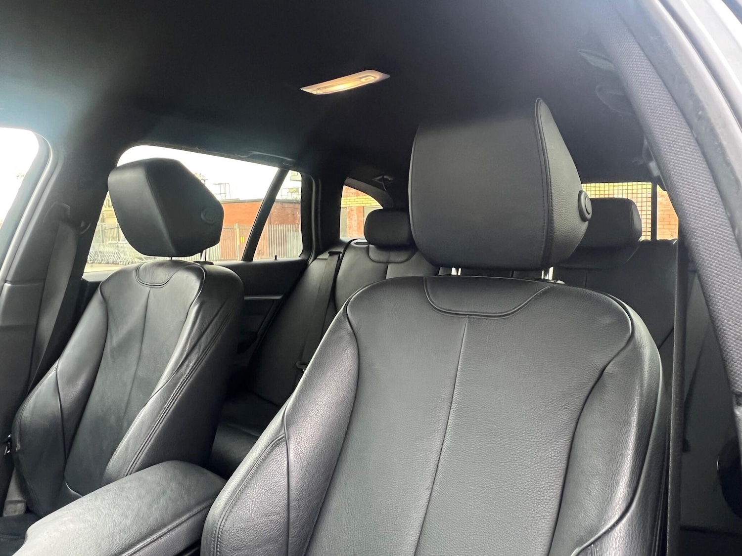 Used BMW 3 Series 2018 for sale - 77395878: Photo 37