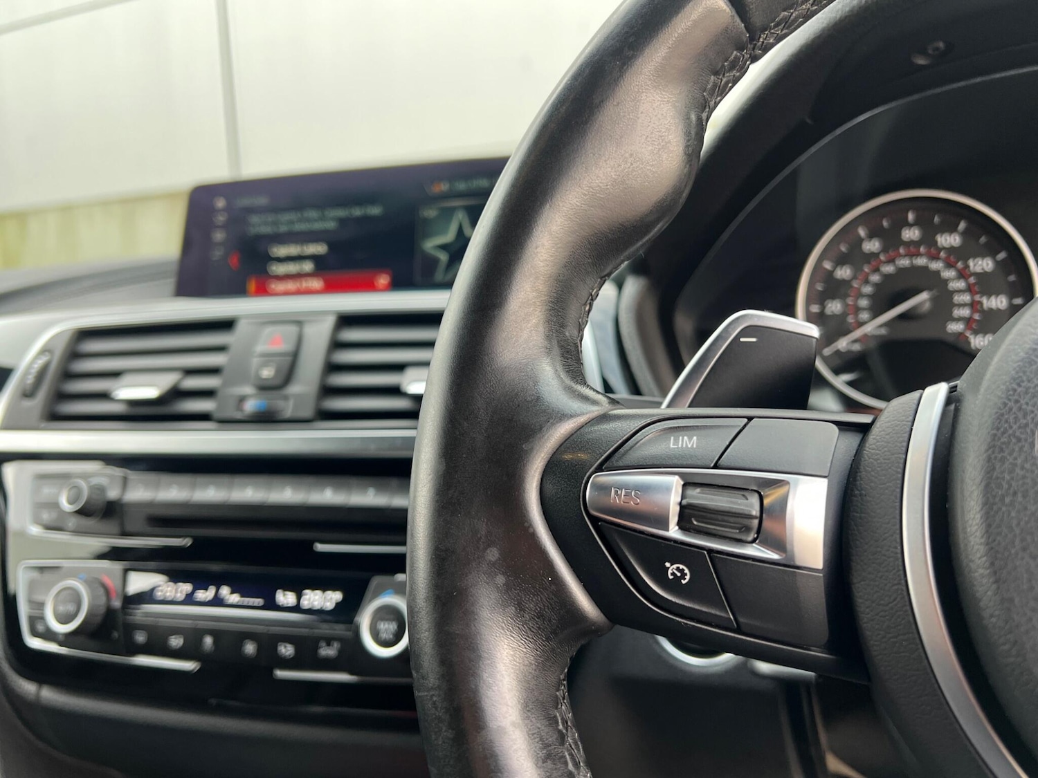 Used BMW 3 Series 2018 for sale - 77395878: Photo 55