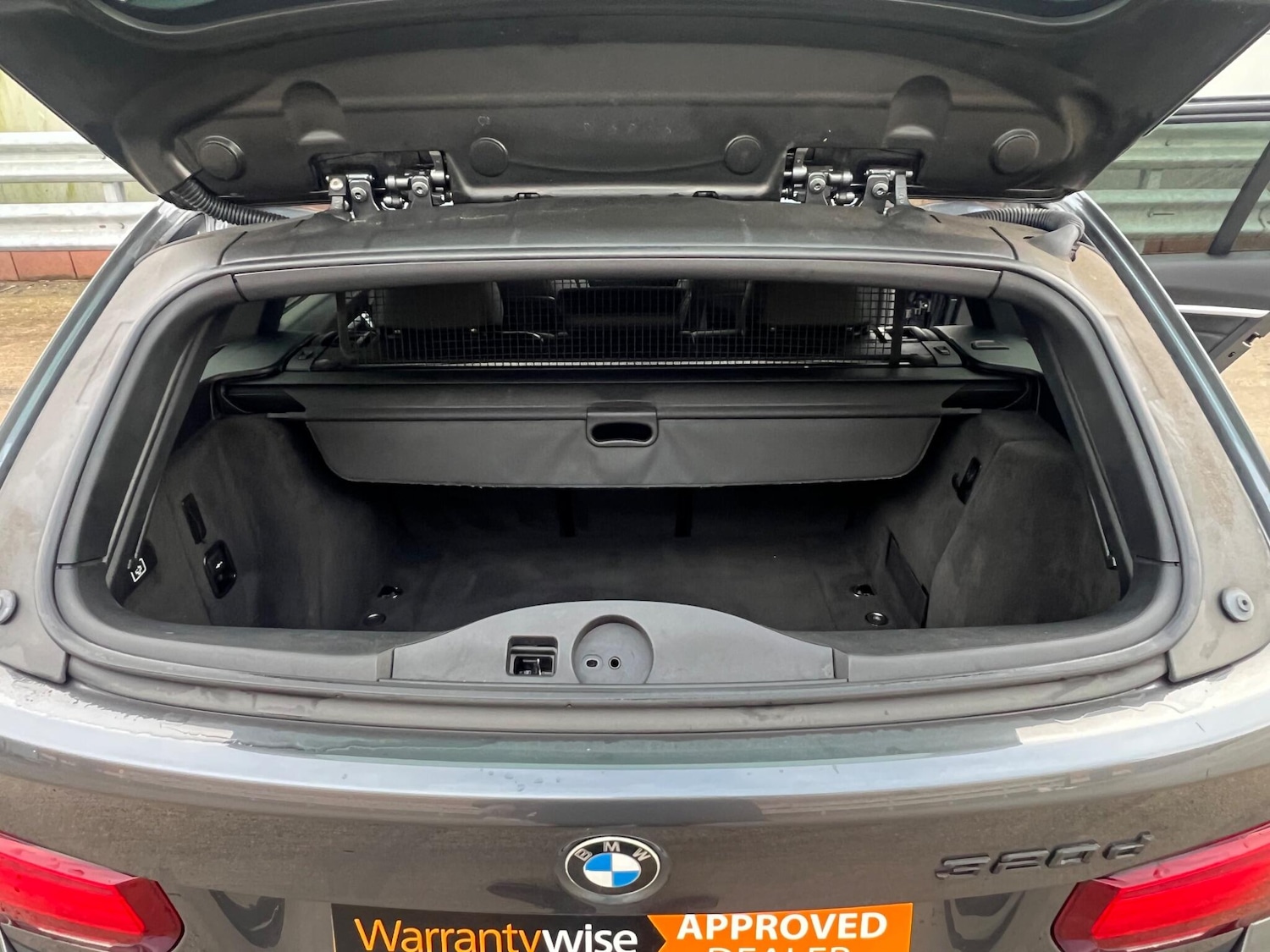 Used BMW 3 Series 2018 for sale - 77395878: Photo 60