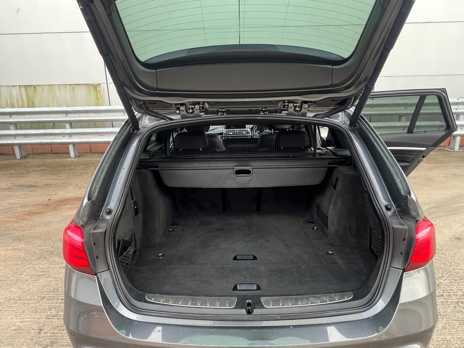 Used BMW 3 Series 2018 for sale - 77395878: Photo 61