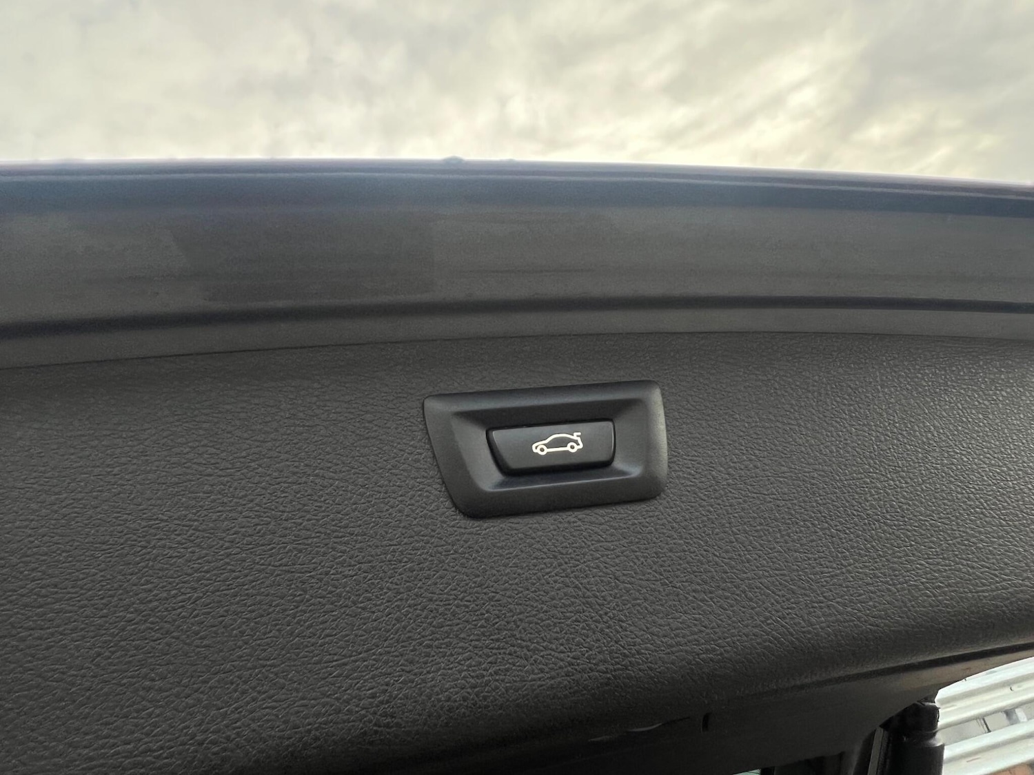 Used BMW 3 Series 2018 for sale - 77395878: Photo 63