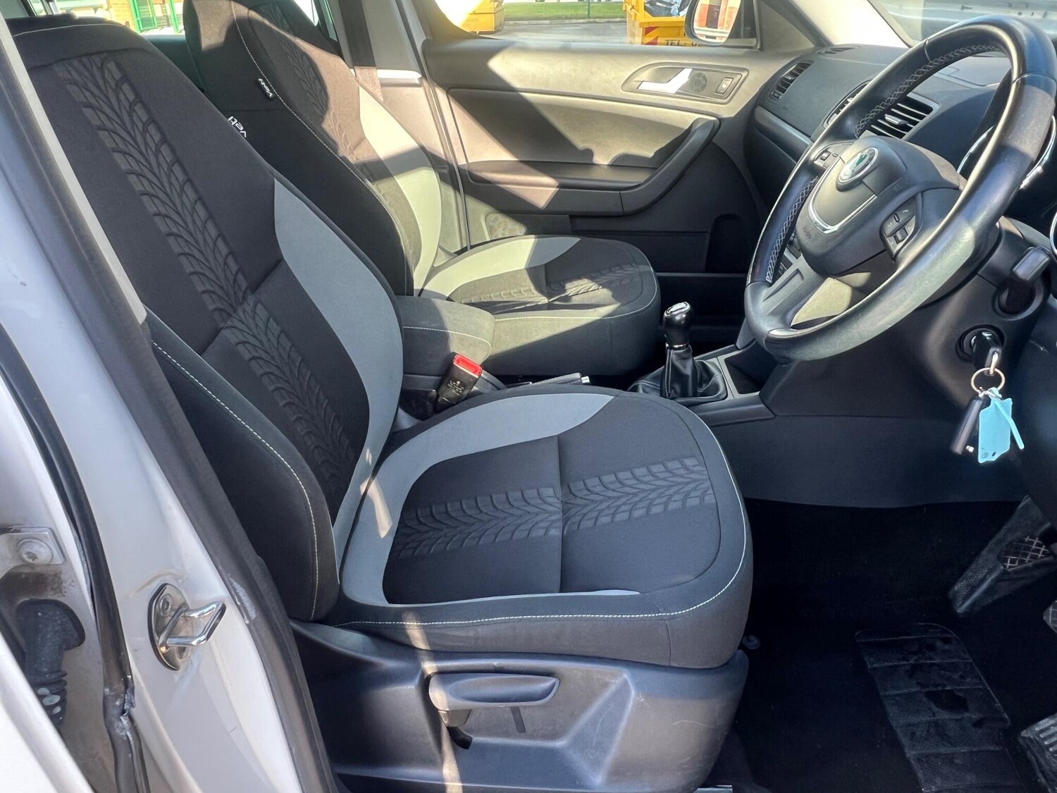 Used Skoda Yeti 2013 for sale - 77396421: Photo 32