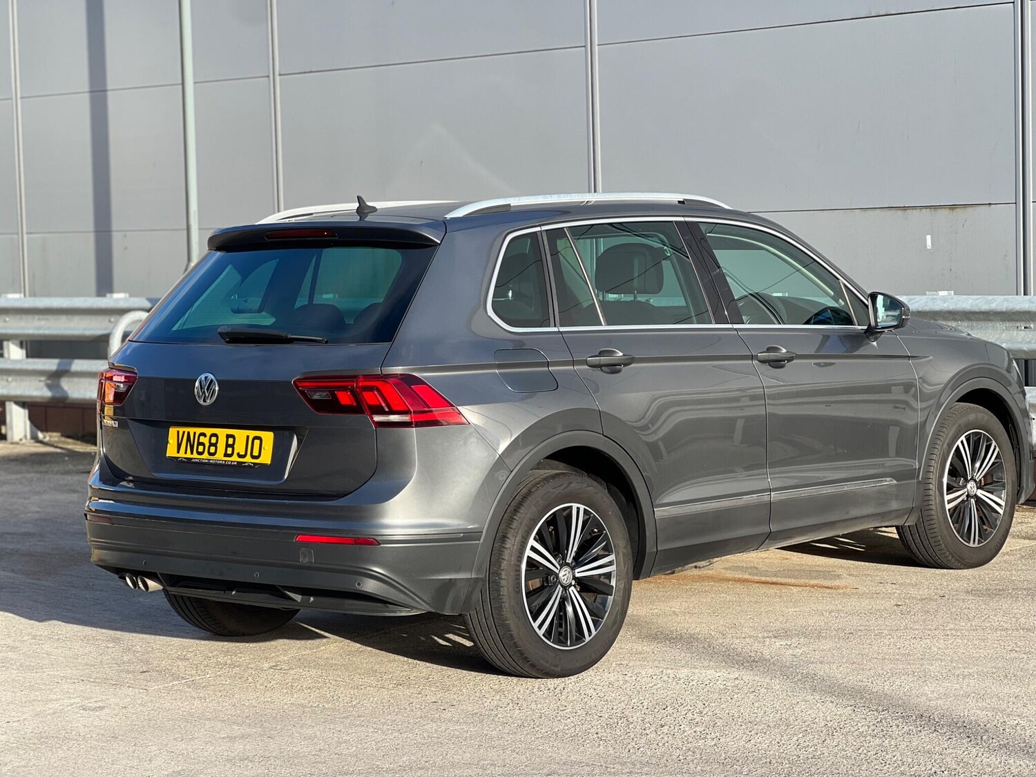 Used Volkswagen Tiguan 2018 for sale - 78062825: Photo 12