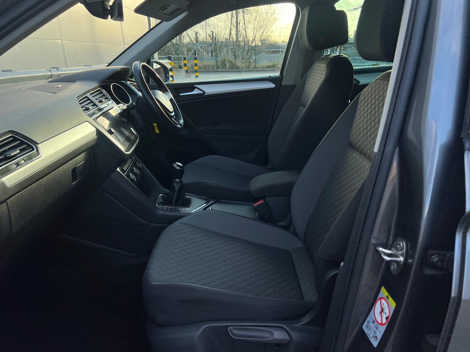 Used Volkswagen Tiguan 2018 for sale - 78062825: Photo 25