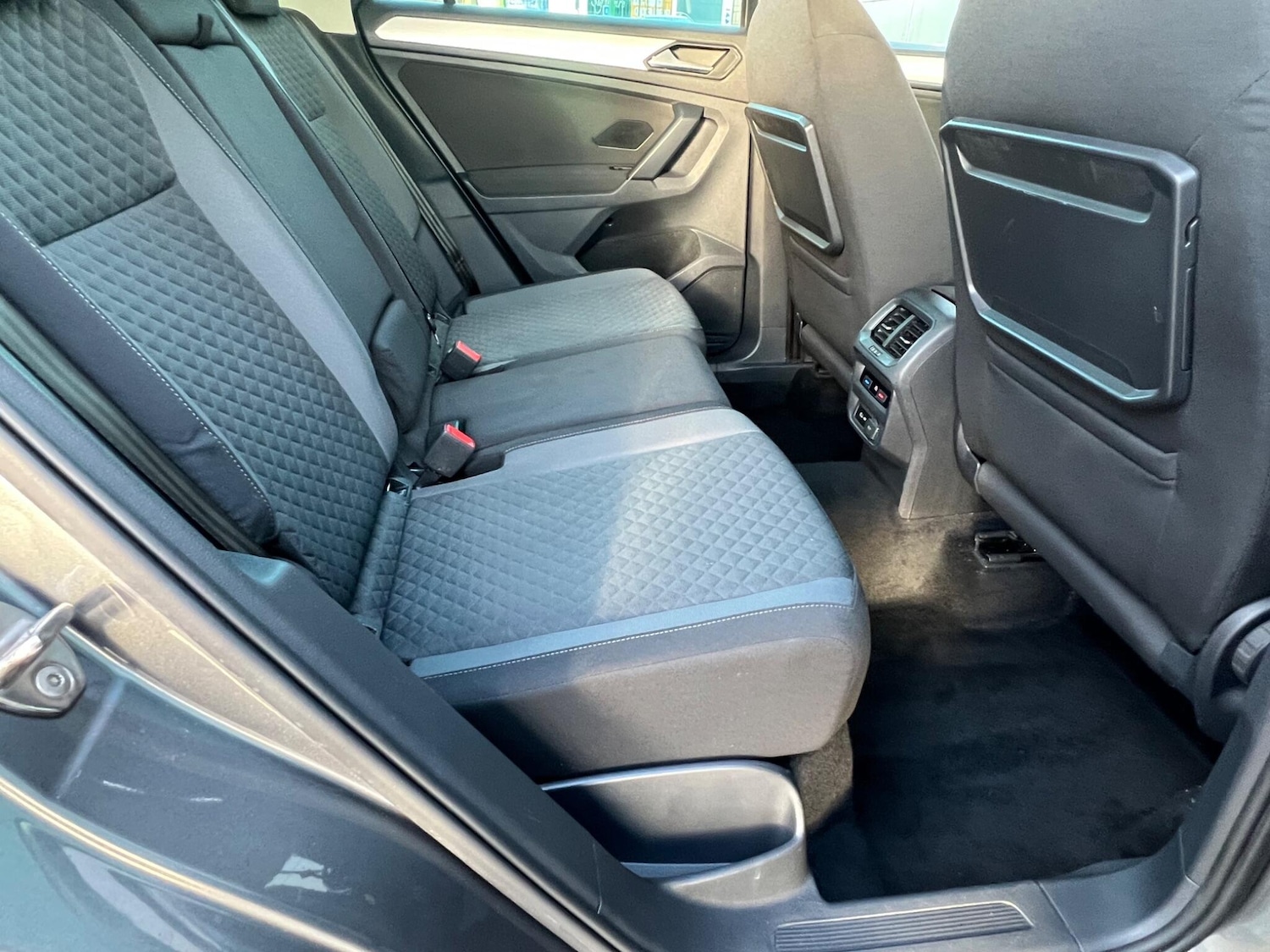 Used Volkswagen Tiguan 2018 for sale - 78062825: Photo 32