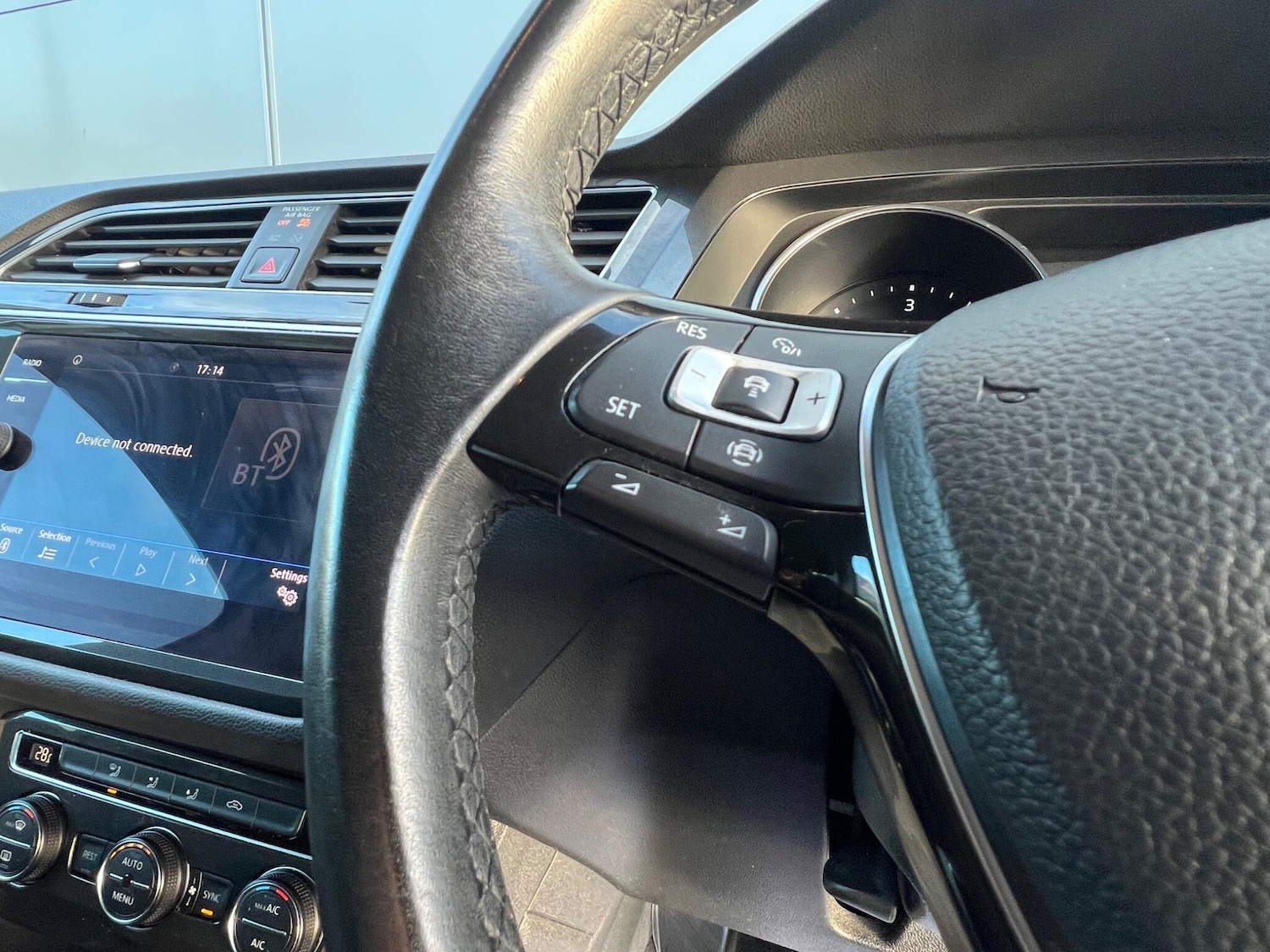 Used Volkswagen Tiguan 2018 for sale - 78062825: Photo 42