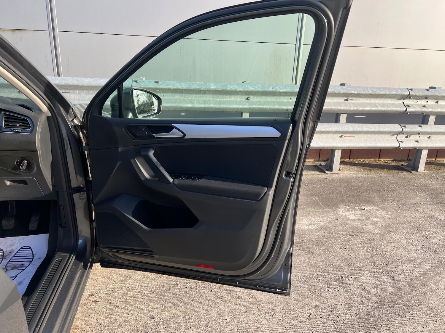 Used Volkswagen Tiguan 2018 for sale - 78062825: Photo 44