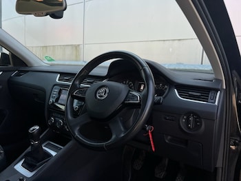 Used Skoda Octavia 2014 for sale - 78472446: Photo