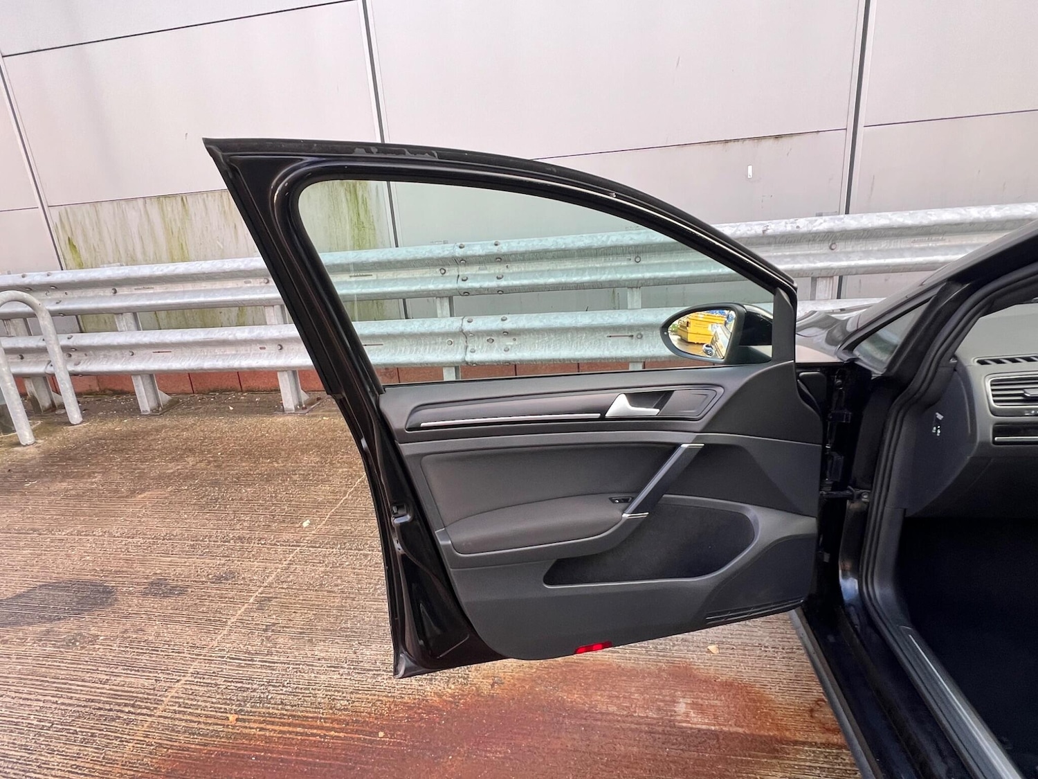 Used Volkswagen Golf 2014 for sale - 77395726: Photo 42