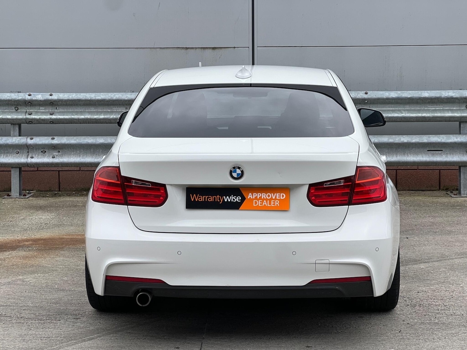 Used BMW 3 Series 2015 for sale - 77793698: Photo 15