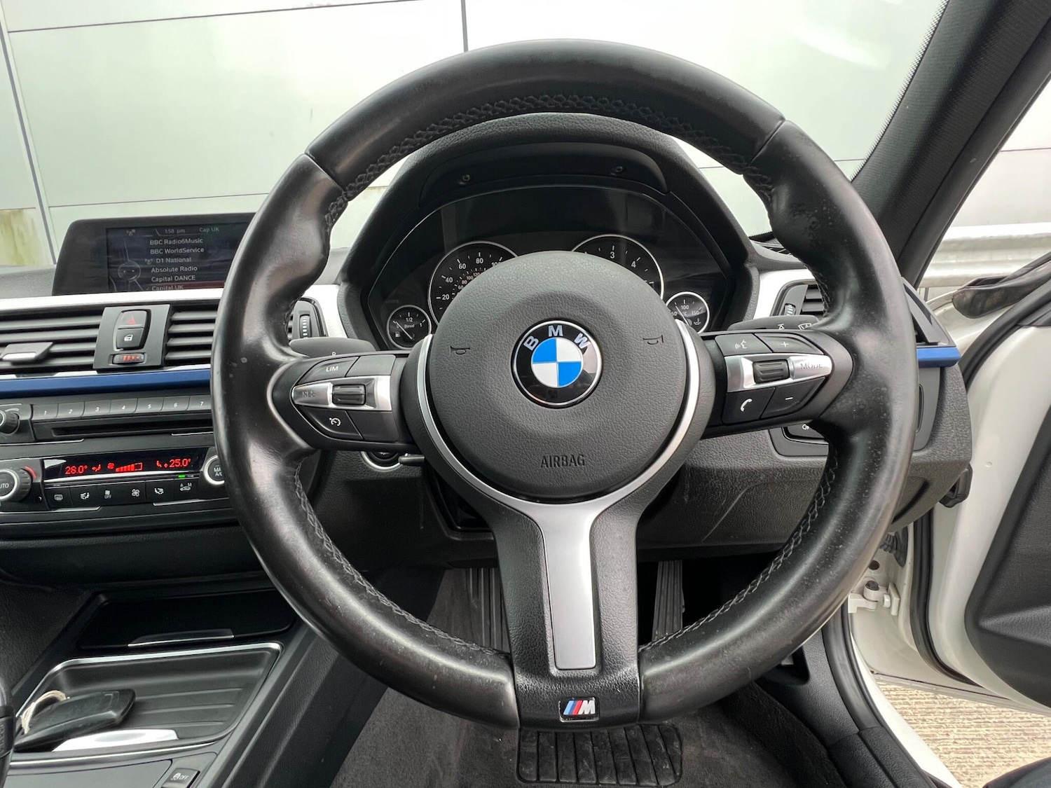 Used BMW 3 Series 2015 for sale - 77793698: Photo 28