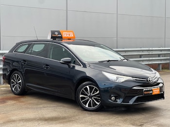 Toyota Avensis feature image