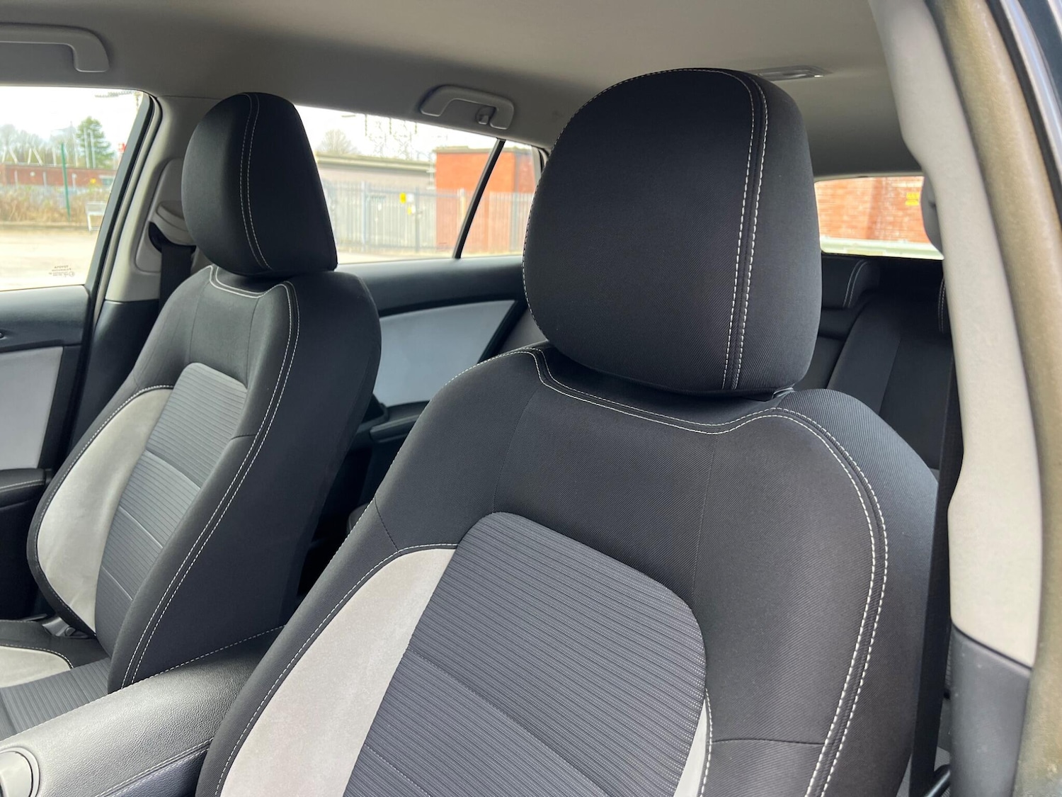 Used Toyota Avensis 2016 for sale - 77396069: Photo 47