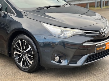 Used Toyota Avensis 2016 for sale - 77396069: Photo