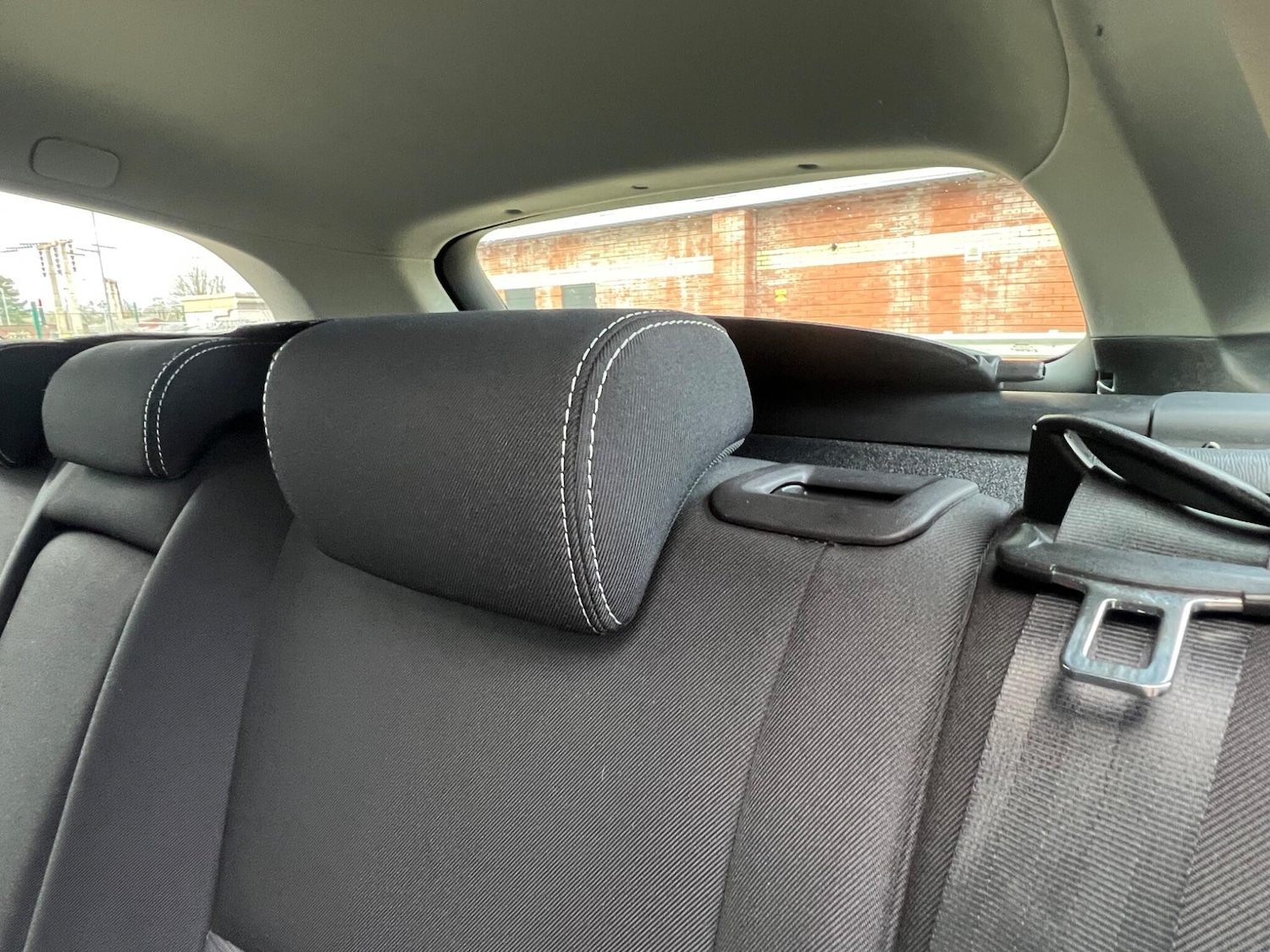 Used Toyota Avensis 2016 for sale - 77396069: Photo 51