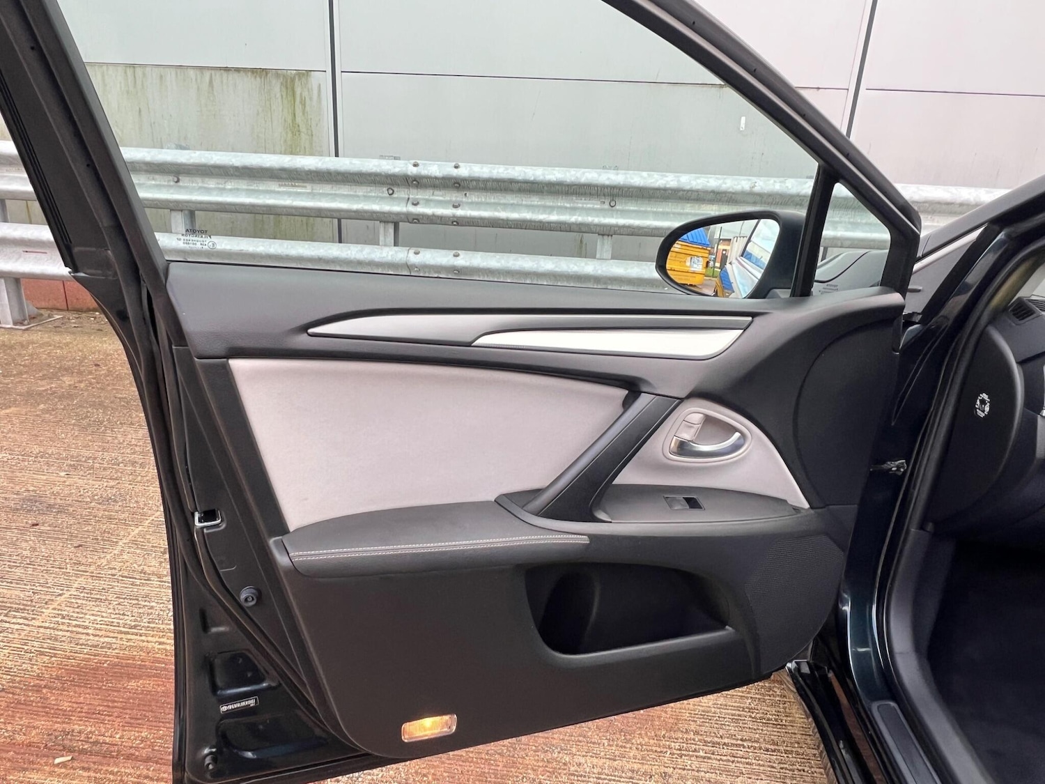 Used Toyota Avensis 2016 for sale - 77396069: Photo 58