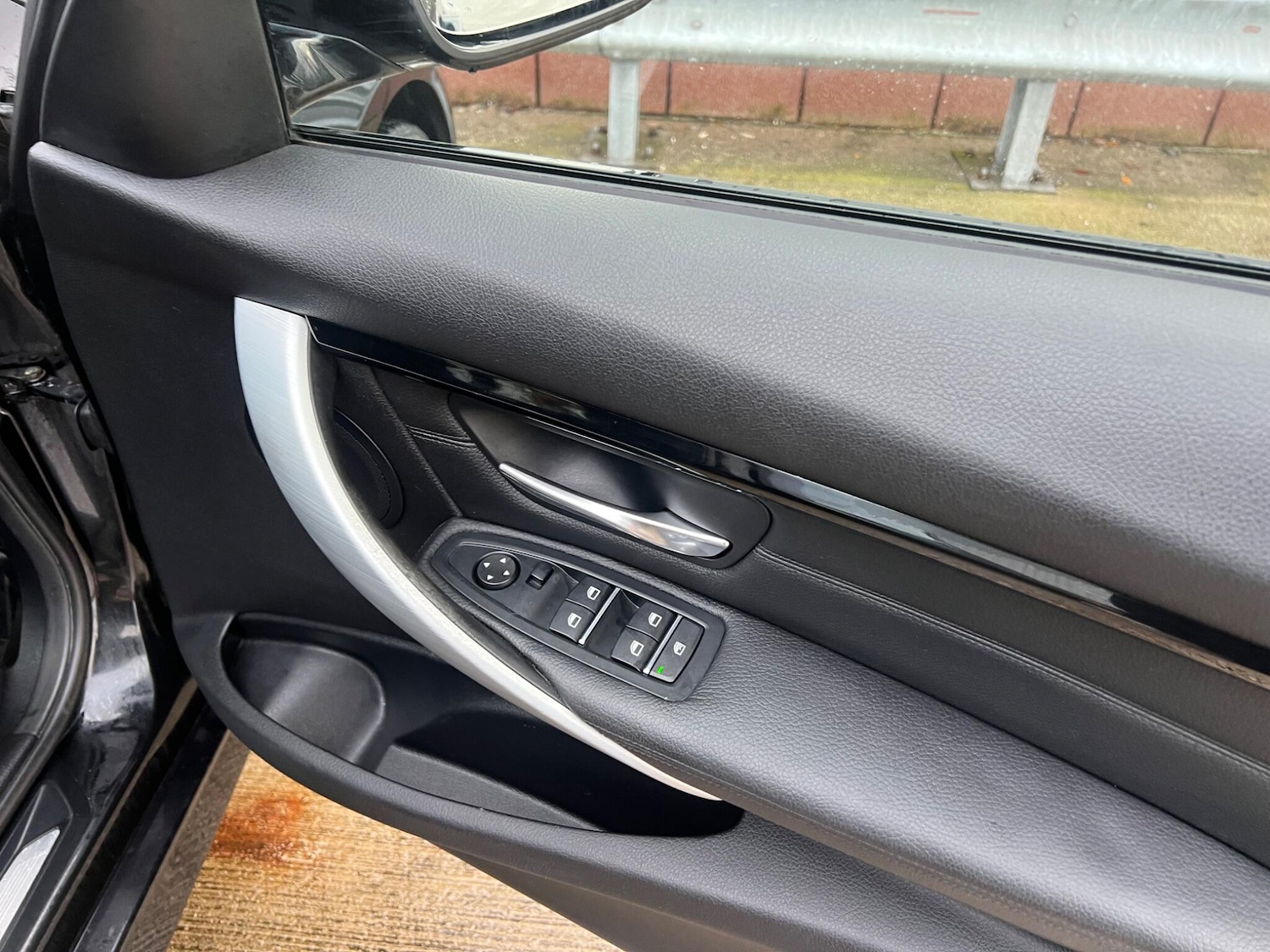 Used BMW 3 Series 2015 for sale - 77395888: Photo 27