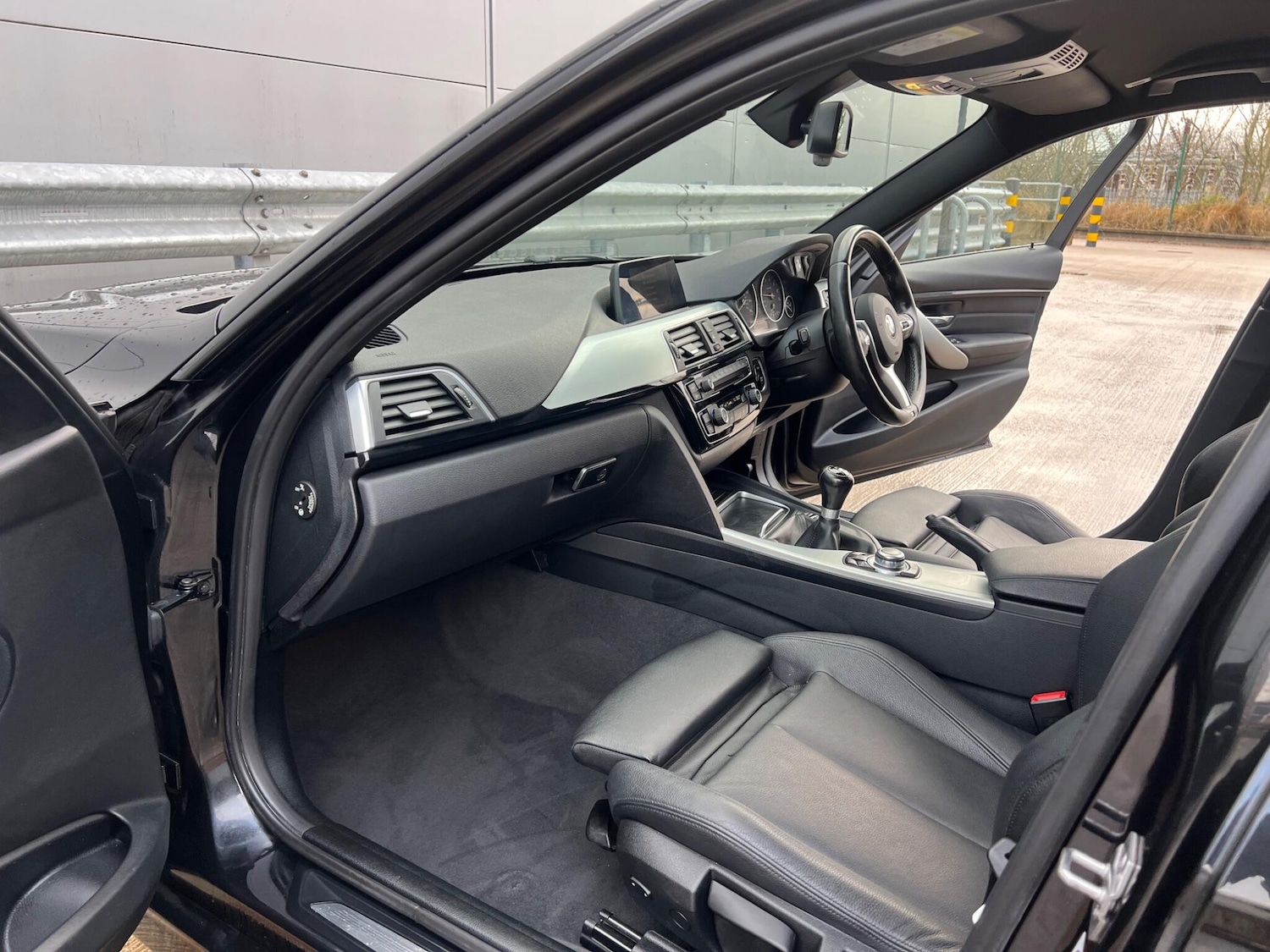 Used BMW 3 Series 2015 for sale - 77395888: Photo 34