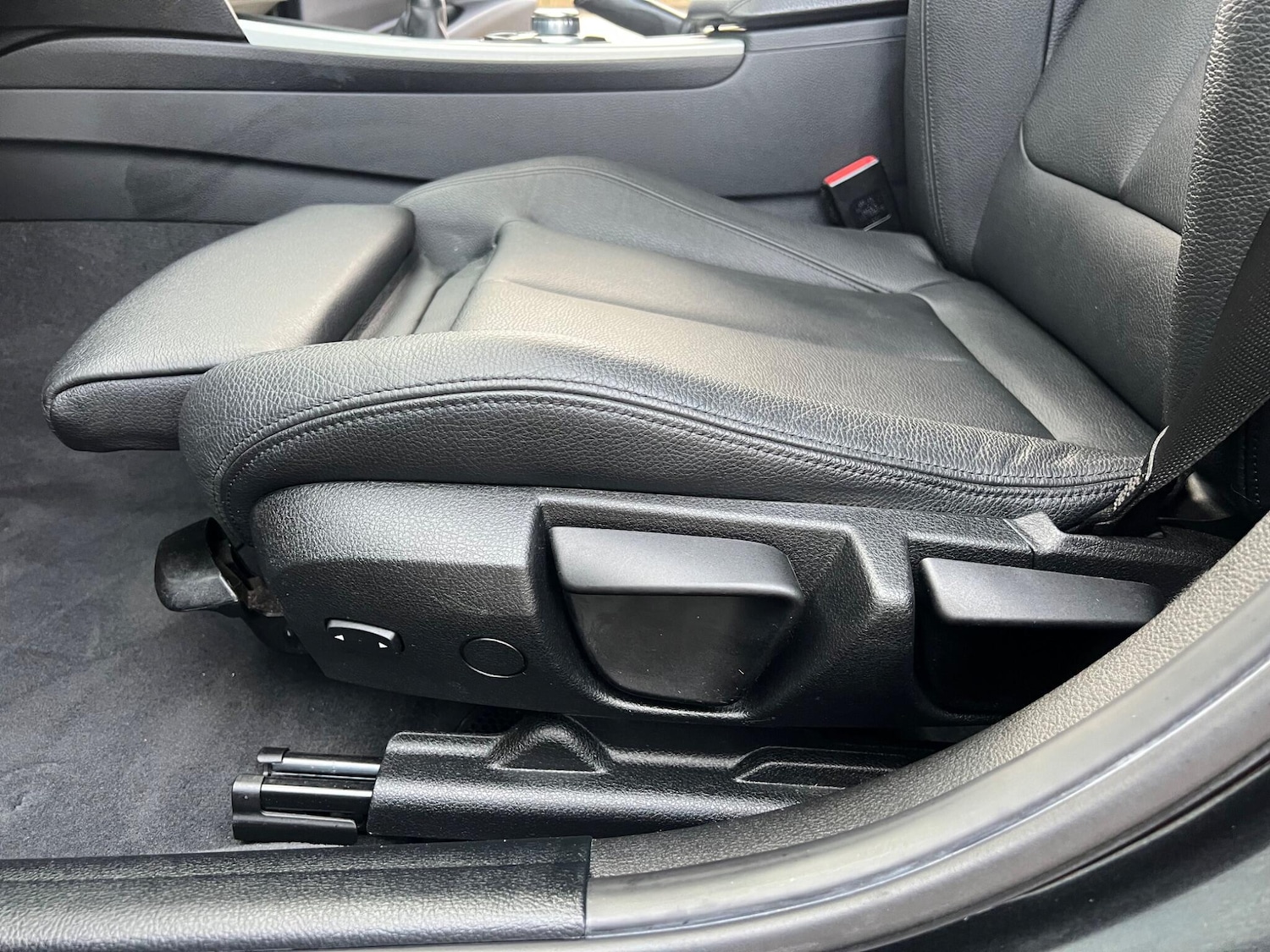 Used BMW 3 Series 2015 for sale - 77395888: Photo 40