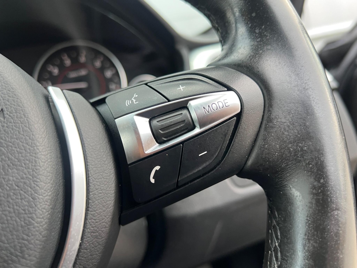 Used BMW 3 Series 2015 for sale - 77395888: Photo 41