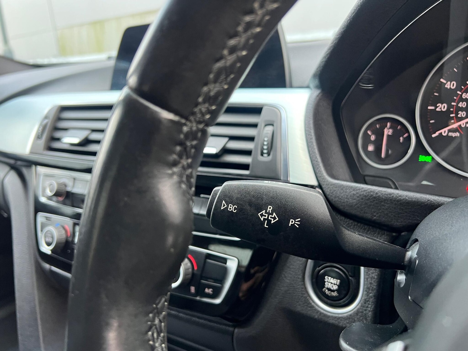 Used BMW 3 Series 2015 for sale - 77395888: Photo 44