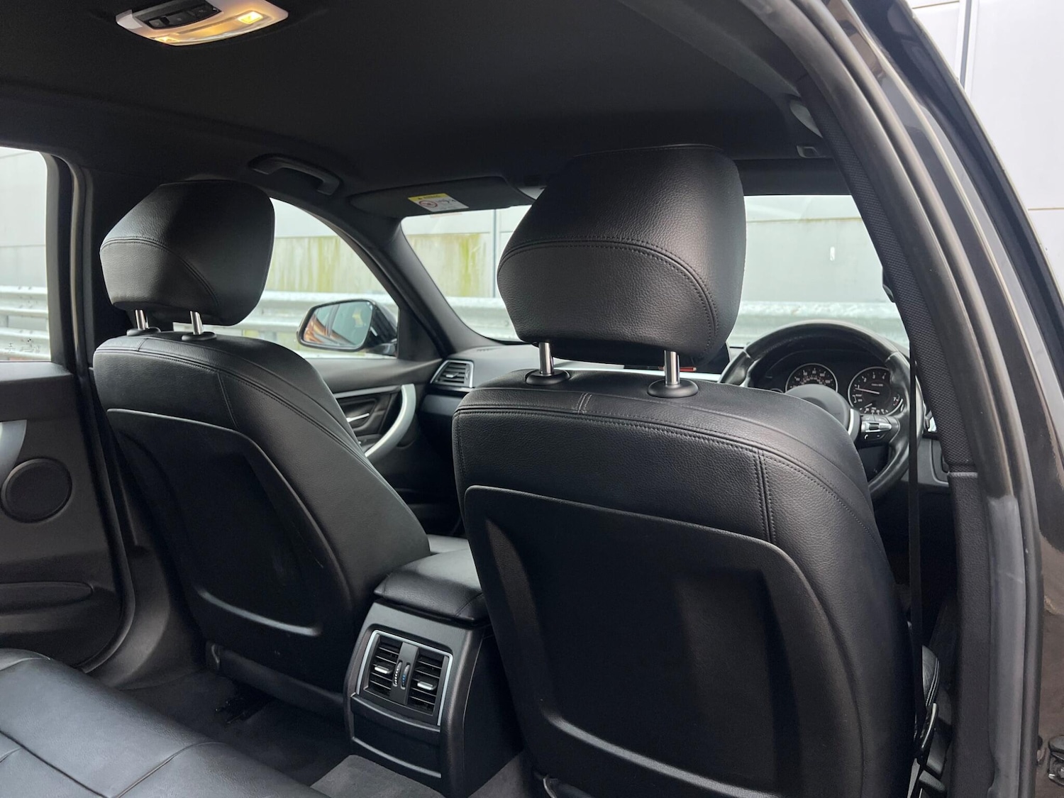 Used BMW 3 Series 2015 for sale - 77395888: Photo 54