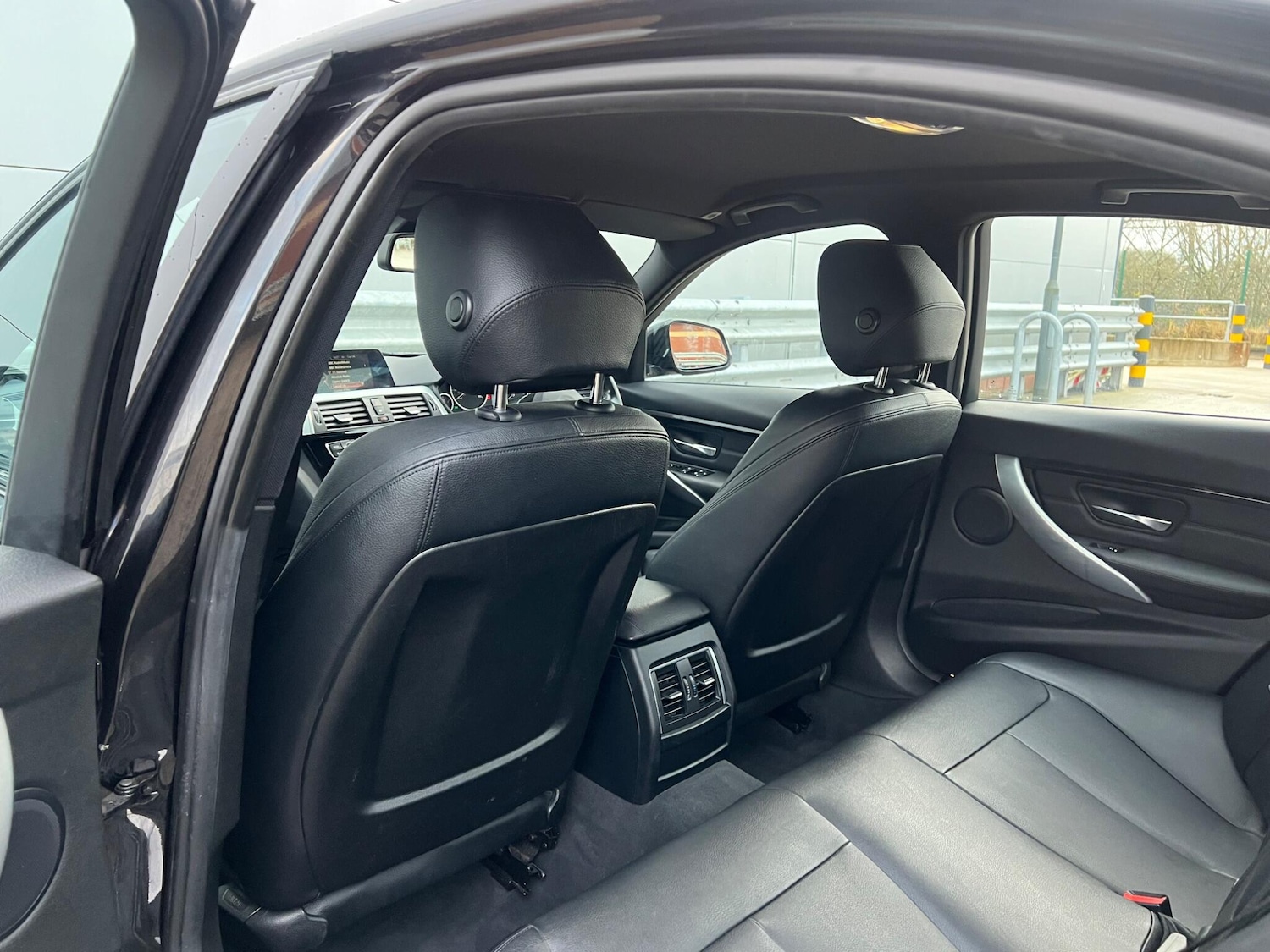 Used BMW 3 Series 2015 for sale - 77395888: Photo 57