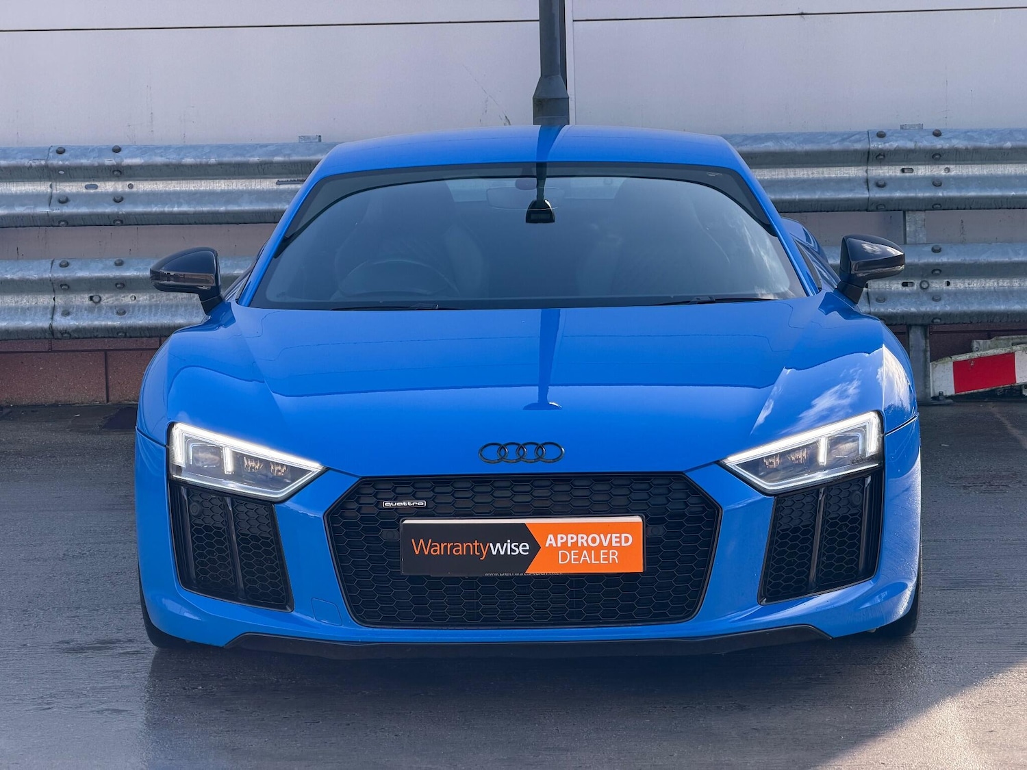 Used Audi R8 for sale - 78136414: Photo 2