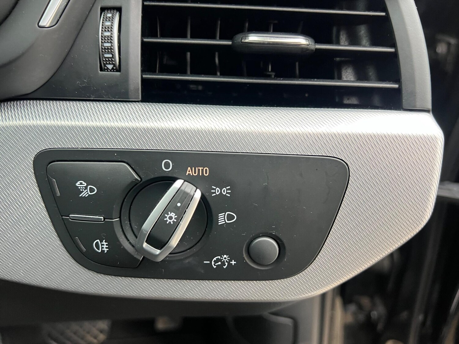 Used Audi A4 2018 for sale - 77496494: Photo 30