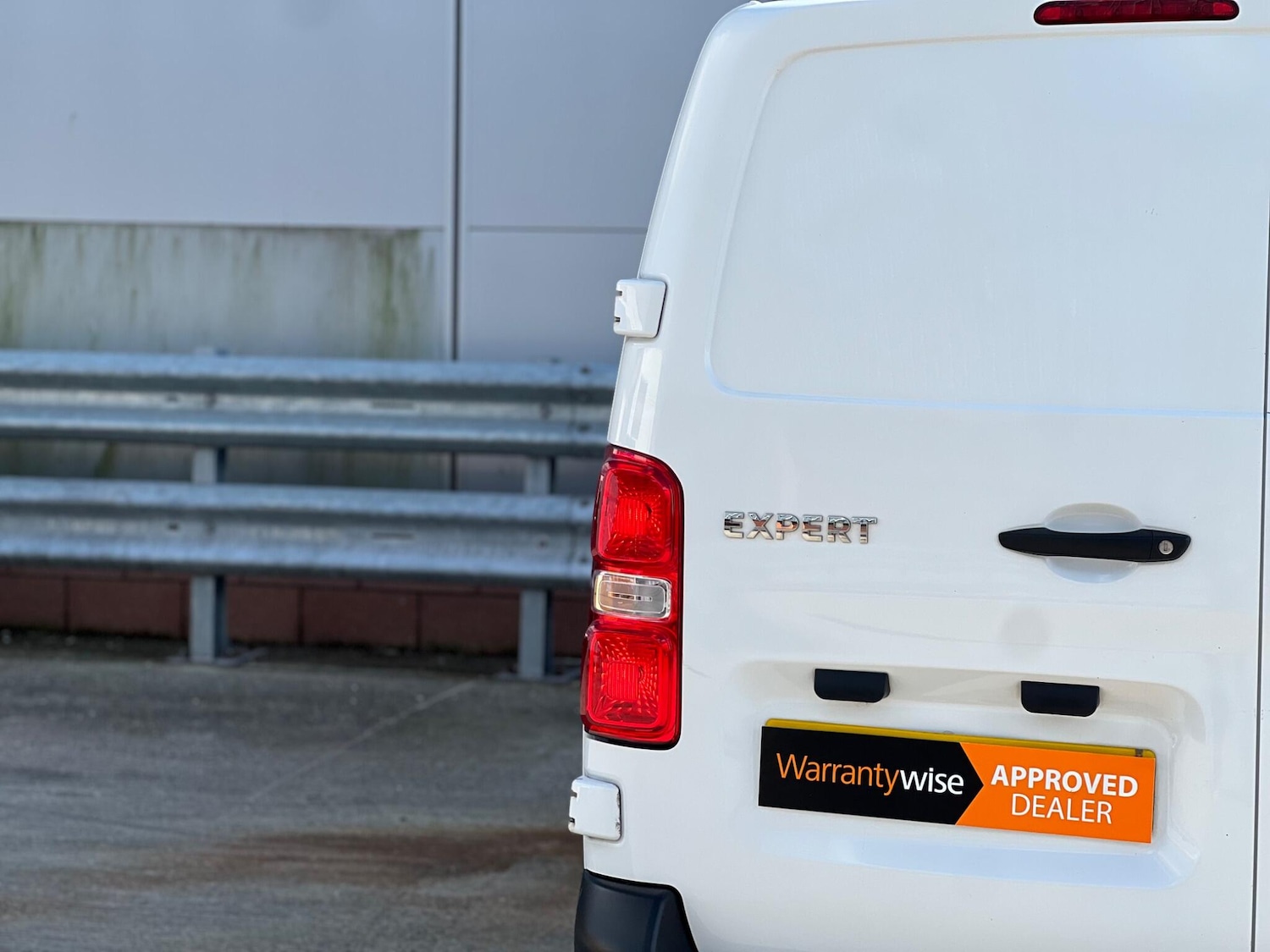 Used Peugeot Expert 2019 for sale - 77909582: Photo 13