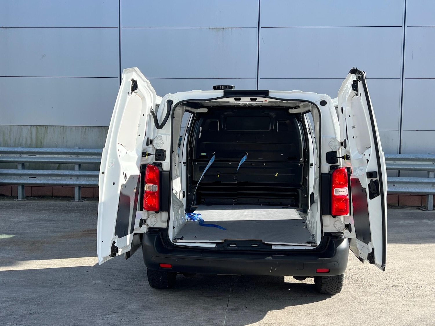 Used Peugeot Expert 2019 for sale - 77909582: Photo 19